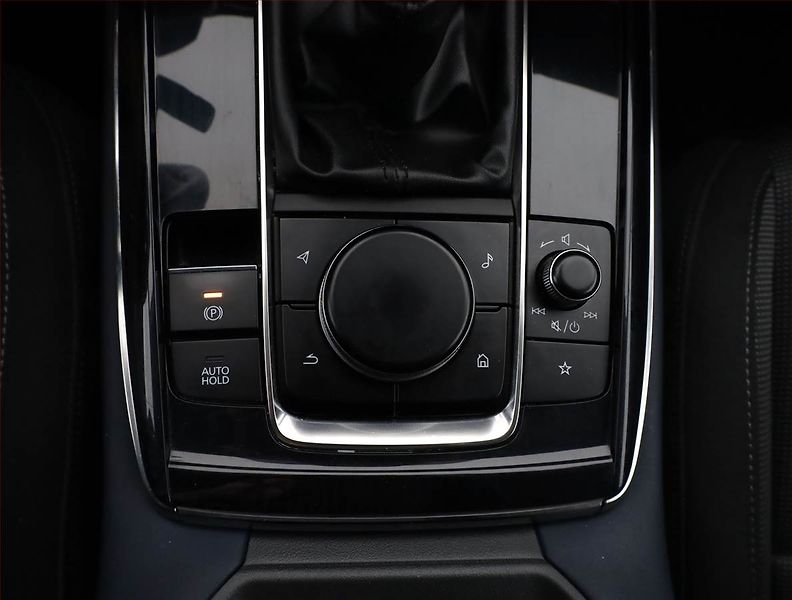 Mazda CX-30 (2021) Skyactiv-X 2.0 - fotka 11 z 19