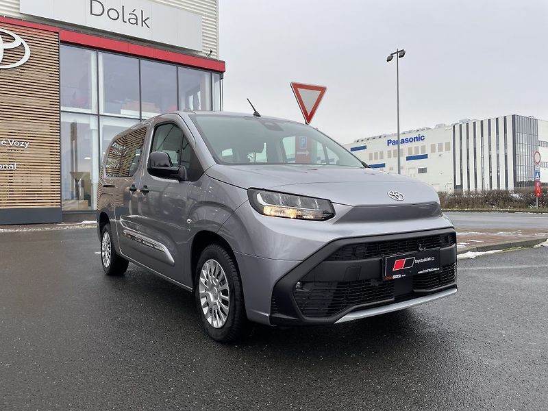 Toyota ProAce City Verso 1.5D MT 130k Business 7S - fotka 1 z 27