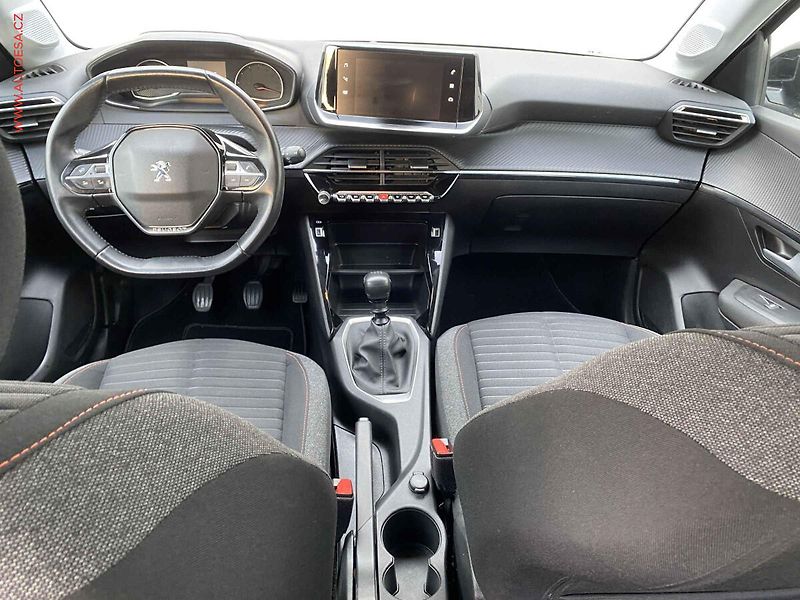 Peugeot 208 (2021) 1.2 PT, Allure, LED, navi - fotka 8 z 19