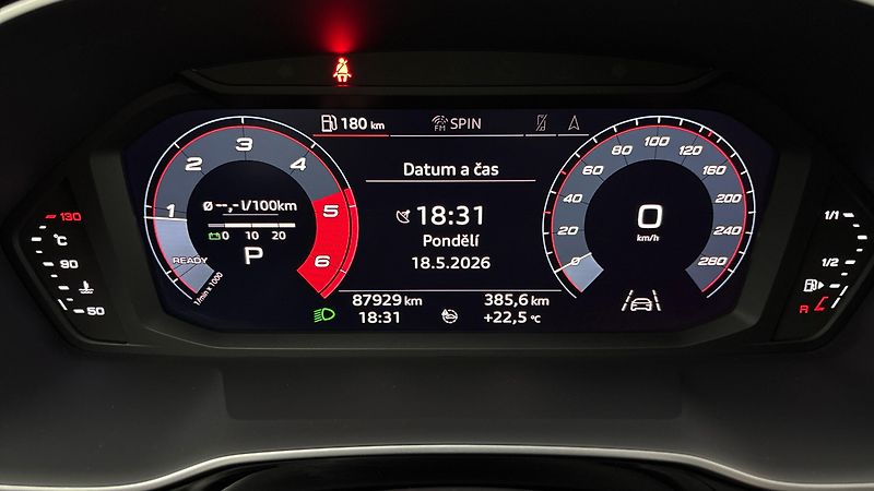 Audi Q3 2.0 35TDI S Tronic - fotka 10 z 24