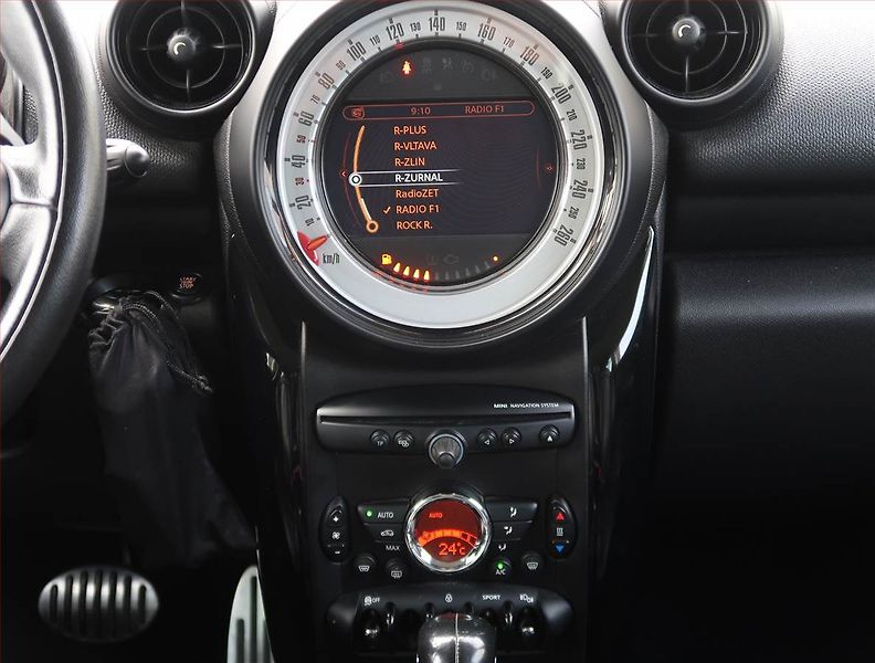 Volkswagen Passat (2020) 2.0 TDI, Automat, Navi - fotka 9 z 20