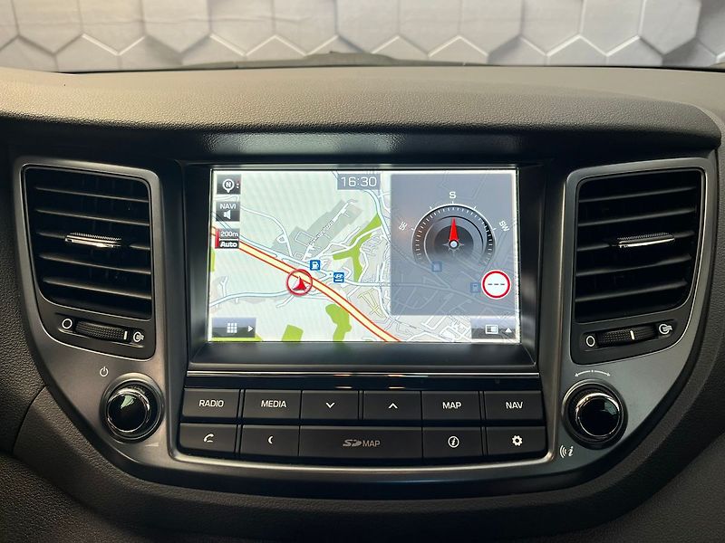 Hyundai Tucson 1.7 CRDI 85kW Best of Czech 4x - fotka 18 z 60