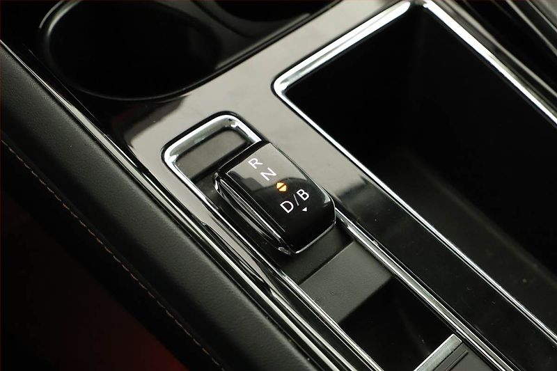 Škoda Enyaq (2021) 60 (62 kWh), SoH 93% - fotka 14 z 22