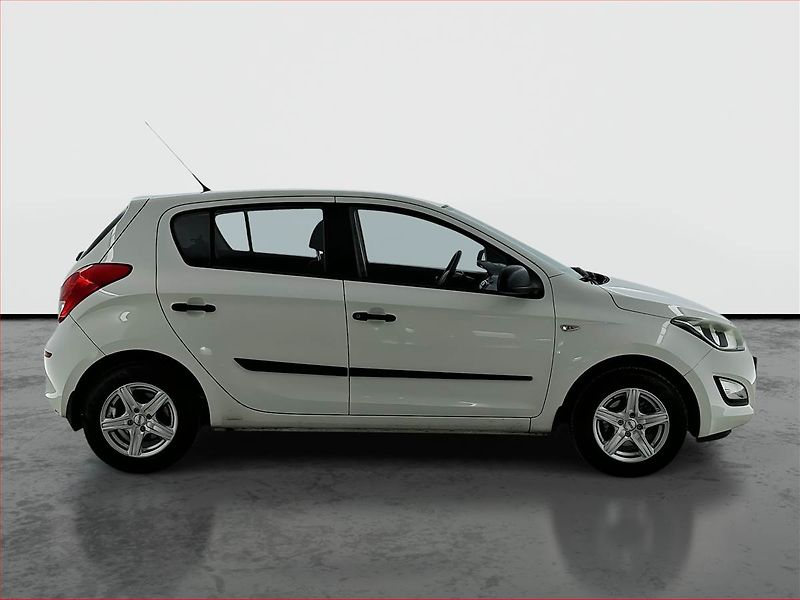 Hyundai i20 (2013) 1.2, ČR,1.maj, Serv.kniha - fotka 6 z 17