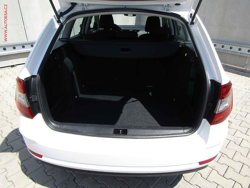 Škoda Octavia (2019) 1.0 TSi, ČR, Style - fotka 7 z 19