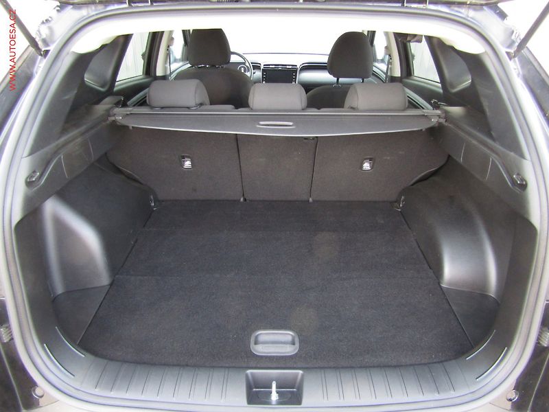 Hyundai Tucson (2022) 1.6 T-GDi 2WD, ČR, Smart, AT - fotka 7 z 19