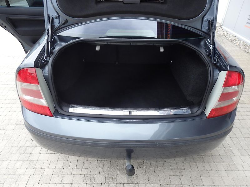 Škoda Superb 1.9 TDI 77 kW ALU R17, ZÁVĚS - fotka 8 z 14
