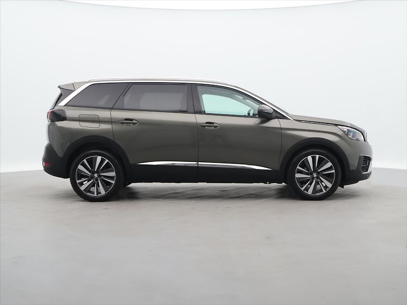 Peugeot 5008 1,2 PT 96kW Allure PANO 7-míst - fotka 8 z 33