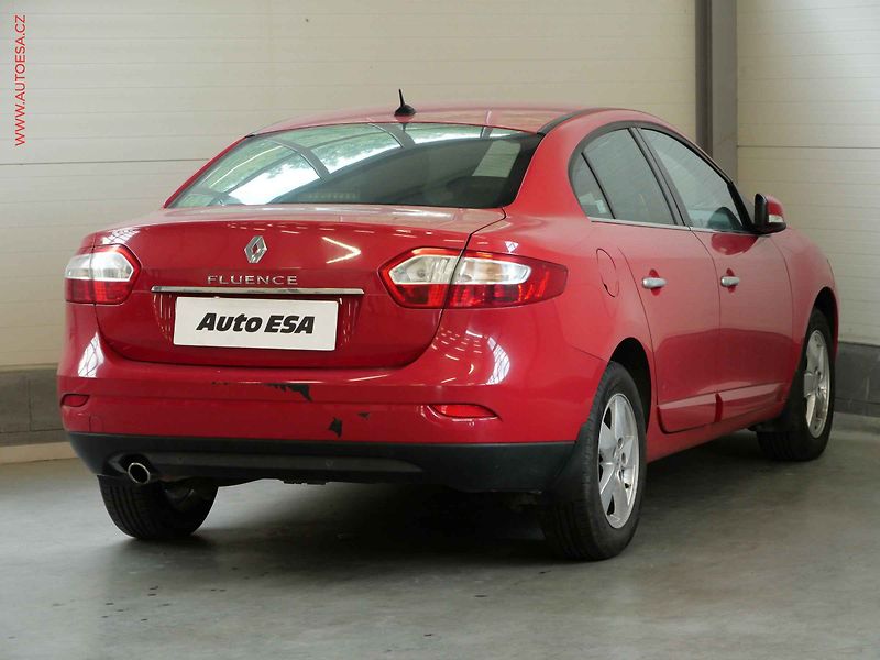Renault Fluence (2010) 1.6i, ČR, Navi, AC - fotka 4 z 21