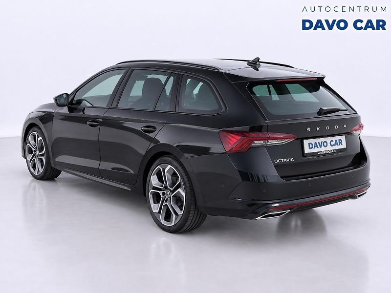 Škoda Octavia 2,0 RS TDI DSG 147kW DPH pano - fotka 2 z 10