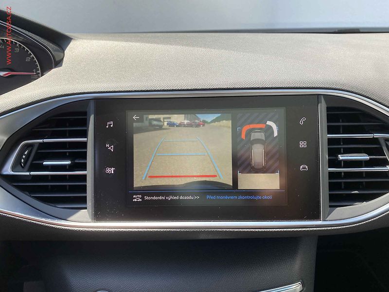 Peugeot 308 (2018) 1.2 PT, Allure, AT, panor - fotka 19 z 19