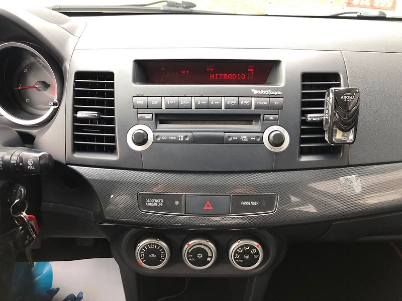 Mitsubishi Lancer (2008) 2.0 DI-D - fotka 20 z 30