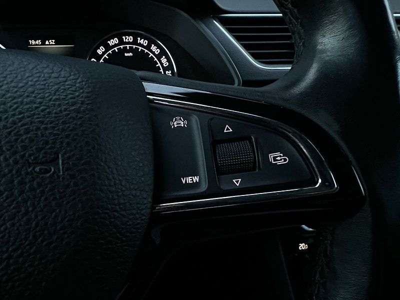 Škoda Superb (2019) 2.0TDI-STYLE-P.KAMERA-TAŽNÉ.Z - fotka 28 z 50