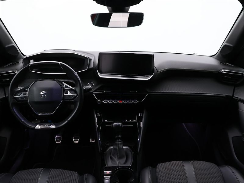 Peugeot 208 1,2 PureTech 74kW GT DPH - fotka 20 z 27