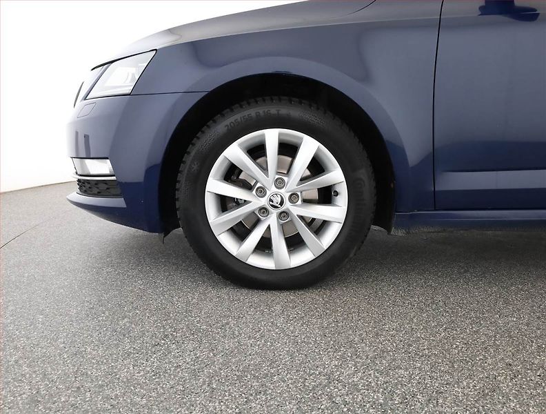 Škoda Octavia (2017) 1.6 TDI, Tempomat - fotka 14 z 14
