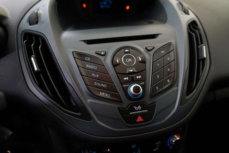 Ford B-MAX - fotka 19 z 23