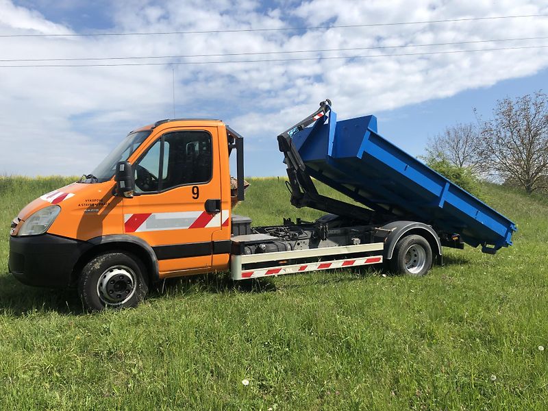 Iveco Daily (2009) 65C18 traktor T1B ,STK 2 roky - fotka 1 z 17
