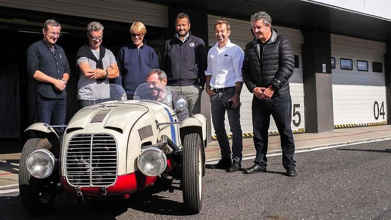 Auto má za sebou prověrku na mosteckém autodromu