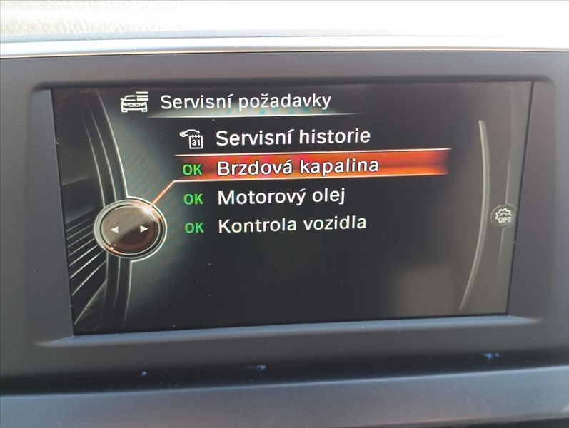 BMW Řada 2 1,5 216d Automat Navi Tempomat - fotka 32 z 36