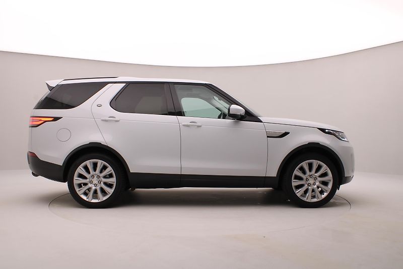 Land Rover Discovery TD6 HSE AWD AUT 7míst - fotka 13 z 44