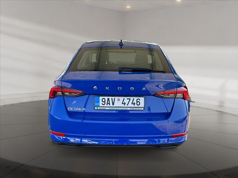 Škoda Octavia 2,0 TDI 85 Style 5d - fotka 5 z 11