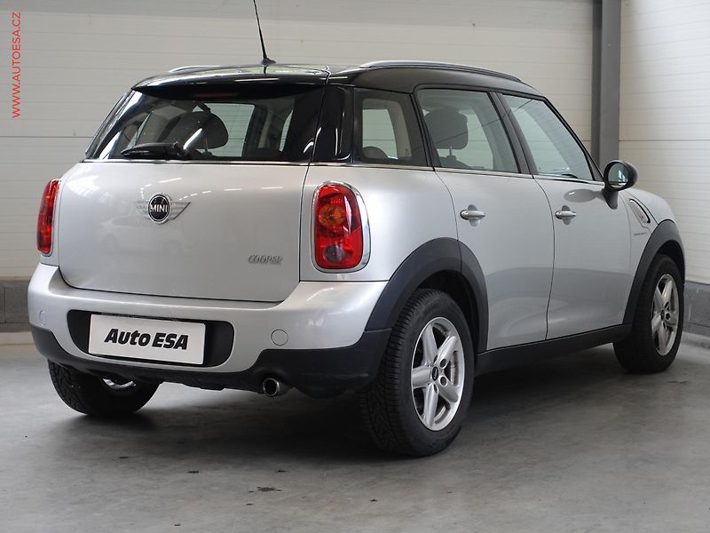 Mini Countryman (2012) 1.6i, ČR, AT, AC - fotka 4 z 17