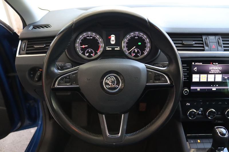 Škoda Octavia 2.0TDI DSG 110kW ČR DPH - fotka 25 z 50