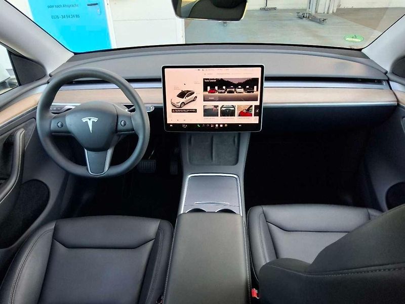 Tesla Model Y LONG RANGE DUAL MOTOR TZ 93,8% - fotka 4 z 10
