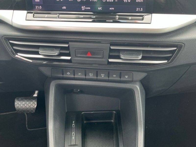 Ford Tourneo Connect 1.5i,85KW,CZ,1MAJ,DPH,SERVIS - fotka 11 z 14