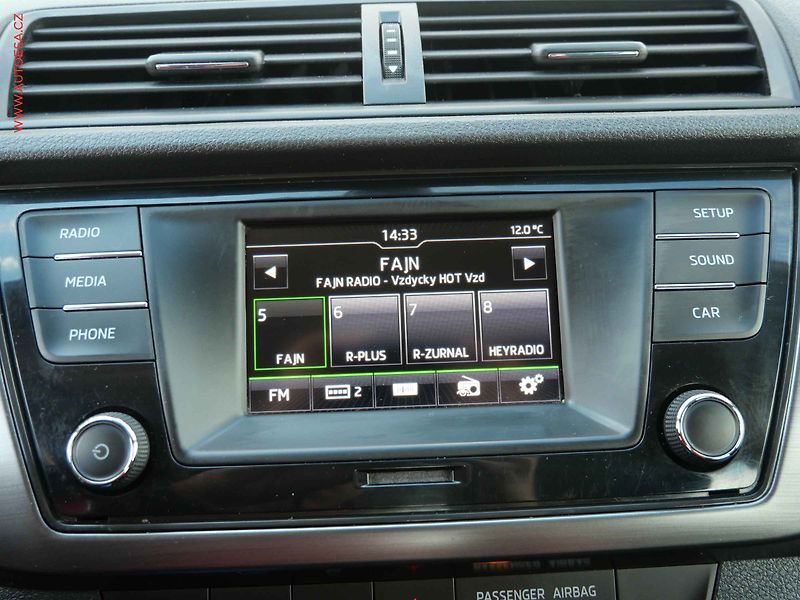 Škoda Fabia (2018) 1.0 TSi, ČR, Style - fotka 15 z 18