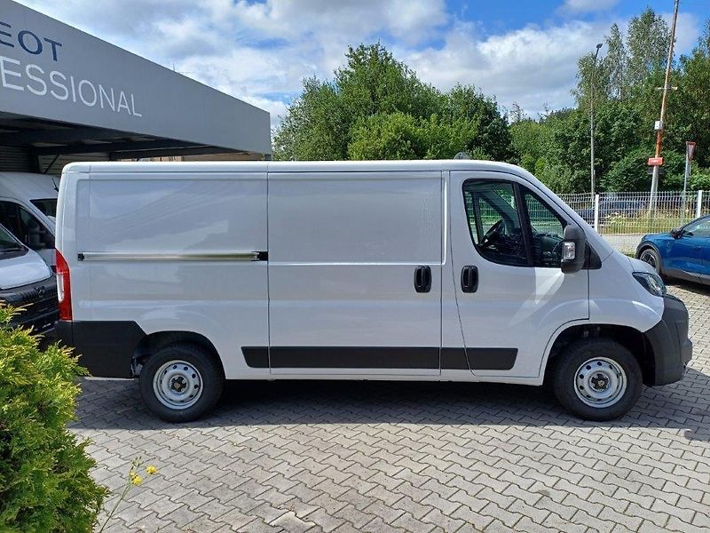 Peugeot Boxer (2026) Furgon 3000 L2H1 BlueHDi 120k - fotka 5 z 21