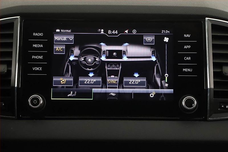 Škoda Karoq (2022) Style 1.5 TSI - fotka 17 z 20