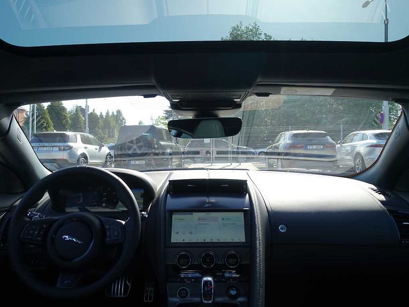 Jaguar F-Type 5,0 V8 P575 ZP EDITION 4x4 - fotka 17 z 37