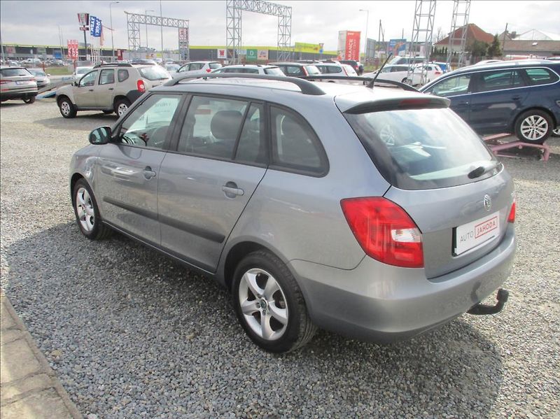 Škoda Fabia 1,2 i, Eleg.,aut.klima,servis, - fotka 7 z 43