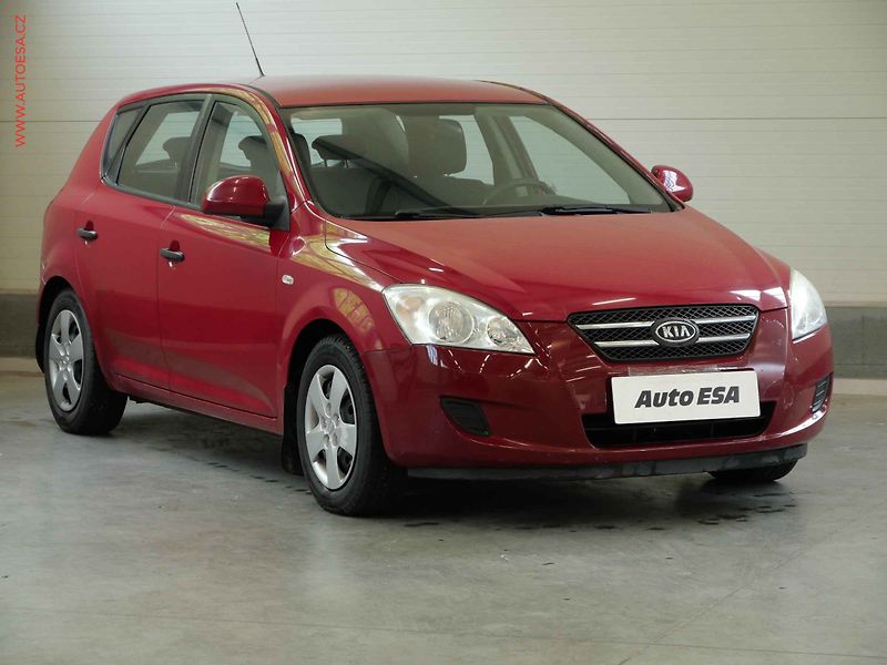 Kia Ceed (2007) 1.4i, ČR, Klima - fotografie inzerátu