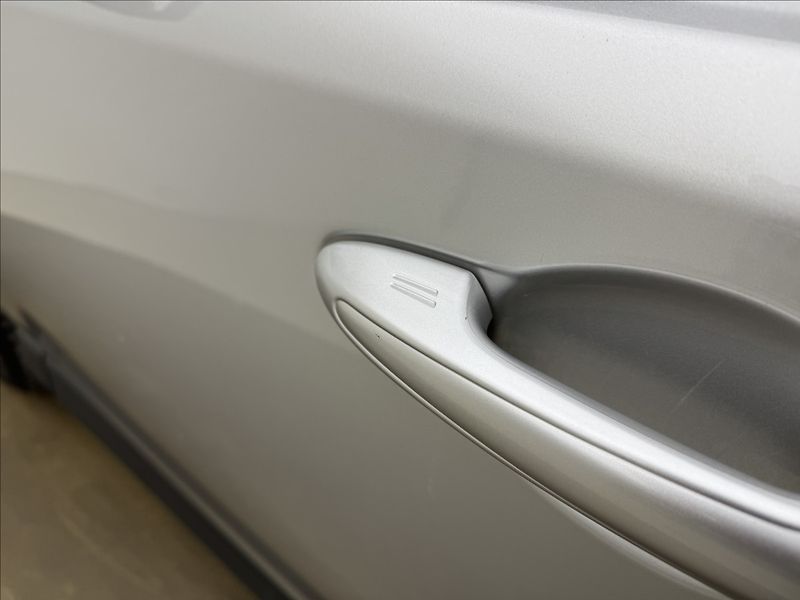 Toyota RAV4 2,5 114kW HYBRID LED KŮŽE 360° - fotka 31 z 45