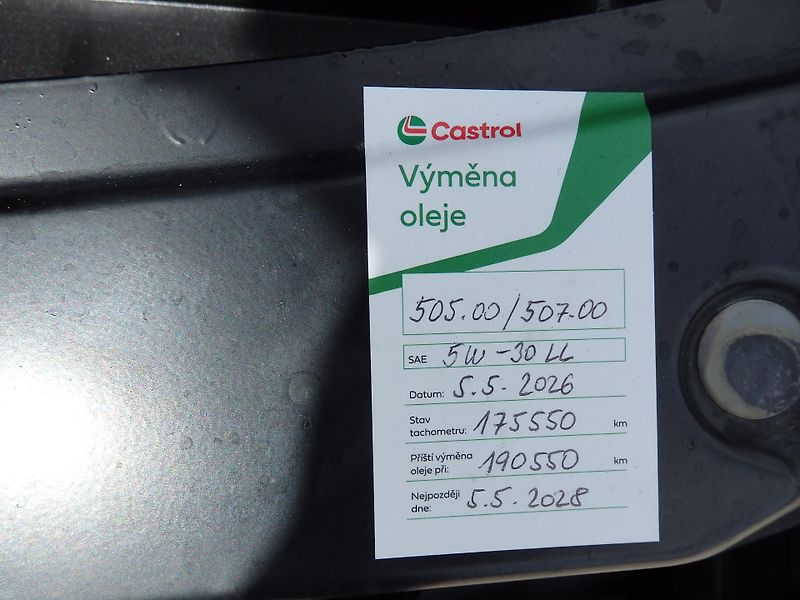 Škoda Octavia 1,2TSI FAMILY, SERVISNÍ KNÍŽKA - fotka 23 z 24