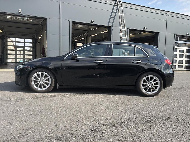 Mercedes-Benz Třídy A A 200 - fotka 2 z 15