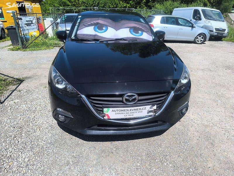 Mazda 3 KRÁSNÁ,SERVISKA,1MAJ,VÝBAVA - fotka 2 z 18