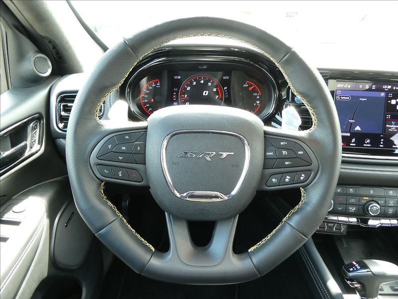 Dodge Durango 6,4 SRT AWD 354kW,1.maj,ČR,LPG - fotka 37 z 50