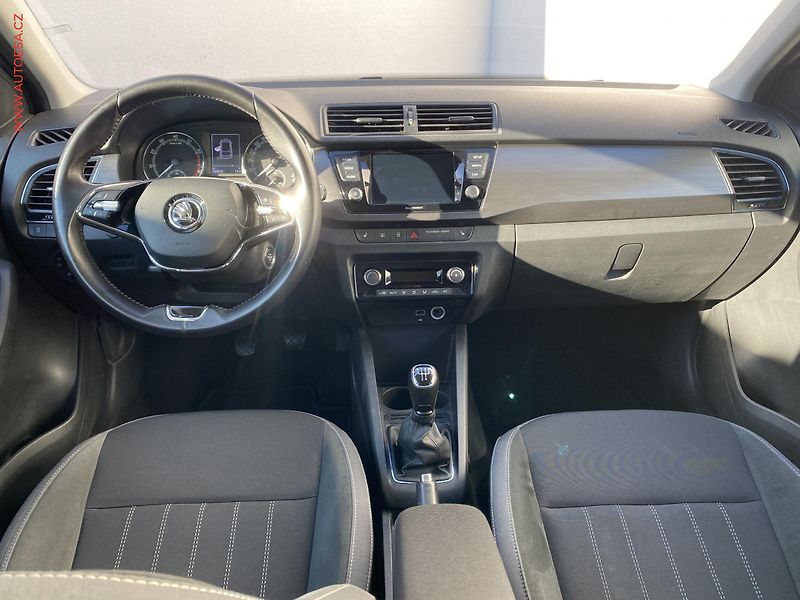Škoda Fabia (2021) 1.0 TSi, ČR, Style, +kola - fotka 8 z 18
