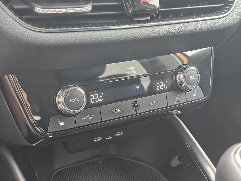 Škoda Fabia Style 6MP 1,0TSI - fotka 17 z 22