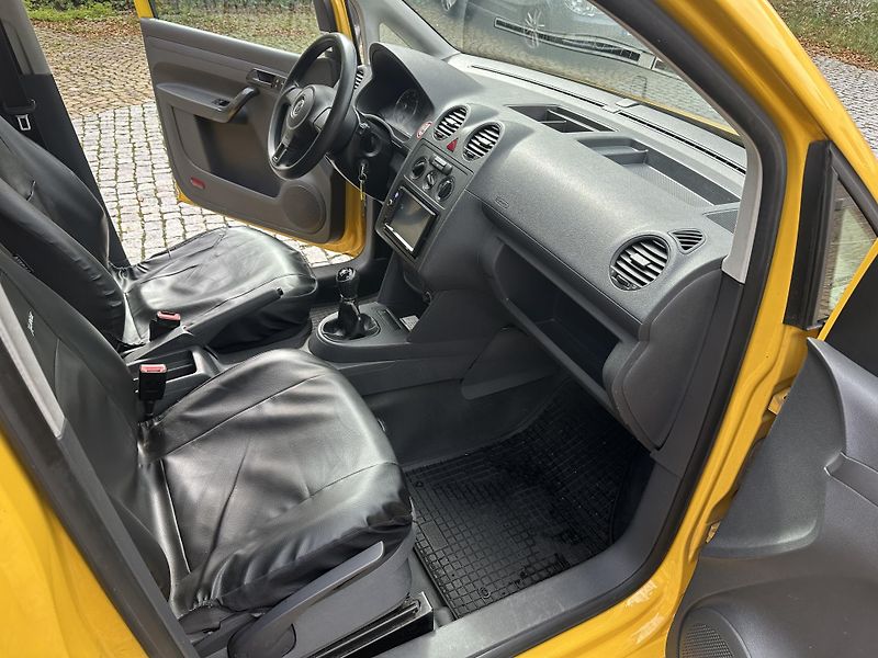 Volkswagen Caddy (2012) 2.0TDI 62kw - fotka 16 z 16