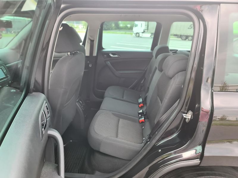Škoda Yeti (2015) 2.0 TDi 103-KW 4x4 ADV OLOMOUC - fotka 28 z 76