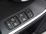 Volvo V60 1,6 D2 84kW Kinetic - náhled 15