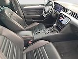 Volkswagen Passat (2021) R-Line 2.0 TDI - náhled 9