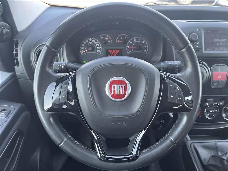 Fiat Qubo 1,3 MultiJet  TREKKING - fotka 13 z 22