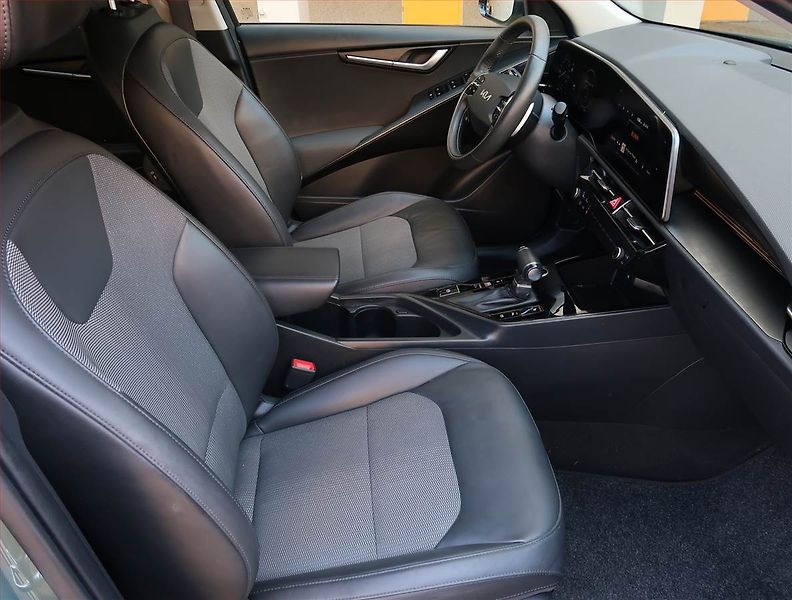 Kia Niro (2023) Hybrid - fotka 9 z 23