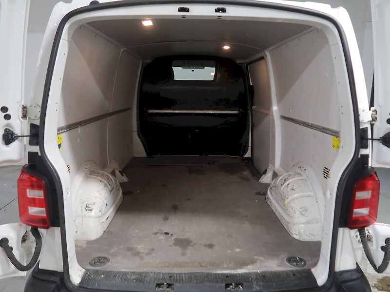Volkswagen Transporter (2018) SKRIN 2.0TDI 110KW DSG - fotka 27 z 28