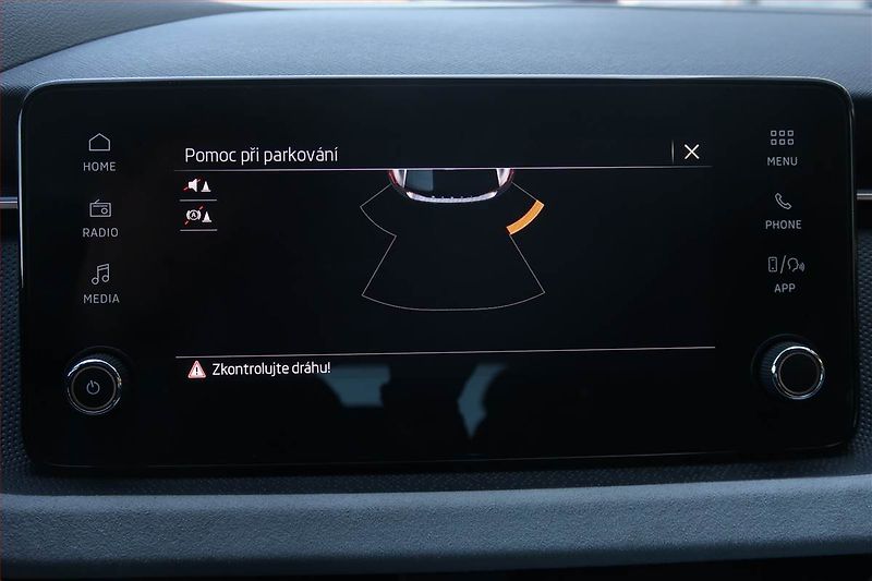 Škoda Scala (2025) 1.0 TSI, Top Selection, FullLe - fotka 20 z 20